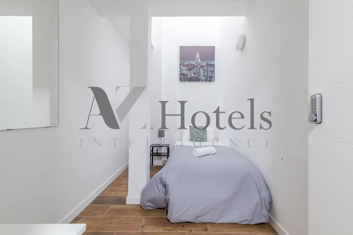Ayz Luis Cabrera-Auto Check-In Property Madrid 0*,  Spain