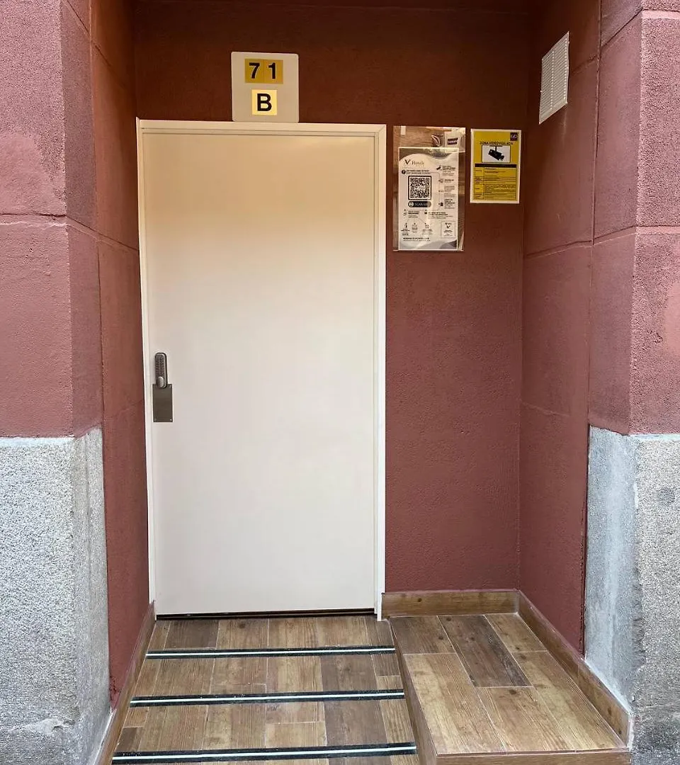 Ayz Luis Cabrera-Auto Check-In Property Madrid Hotel