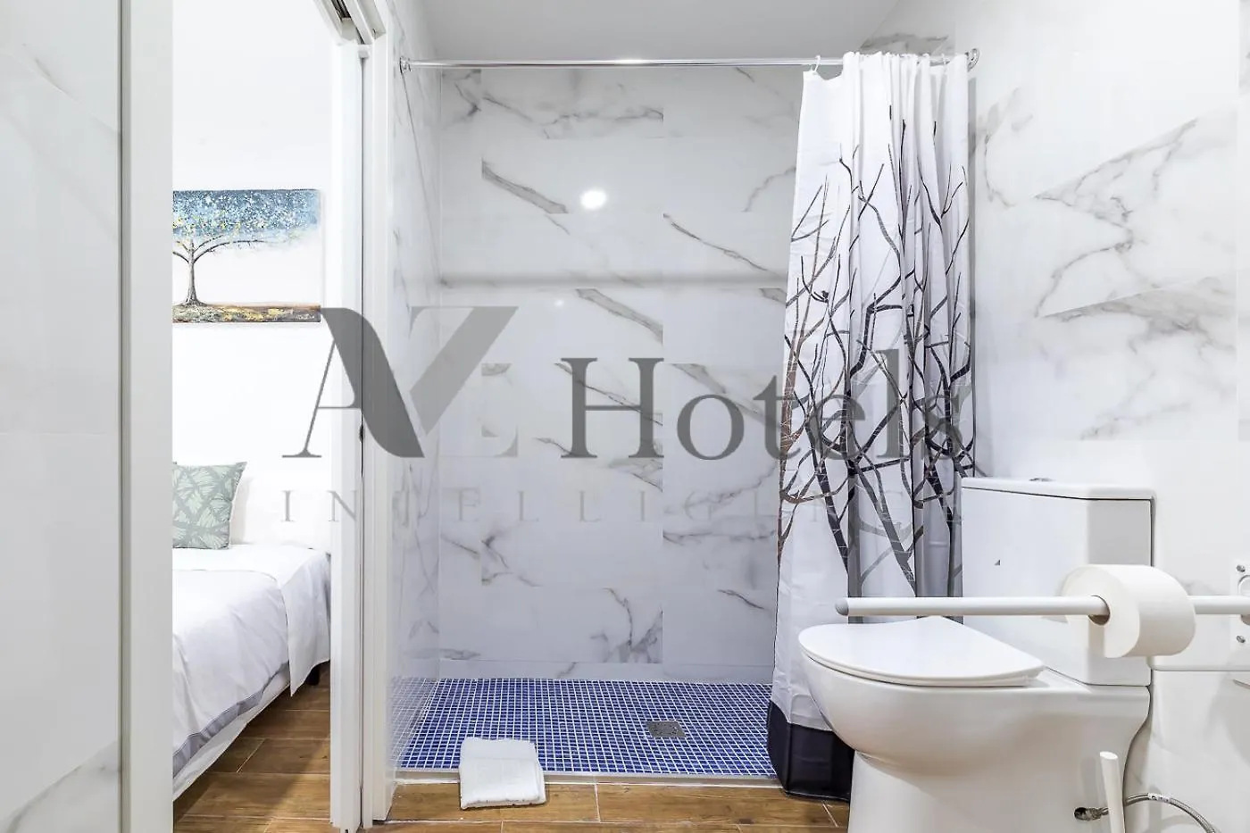 Hotel Ayz Luis Cabrera-Auto Check-In Property Madrid Spain