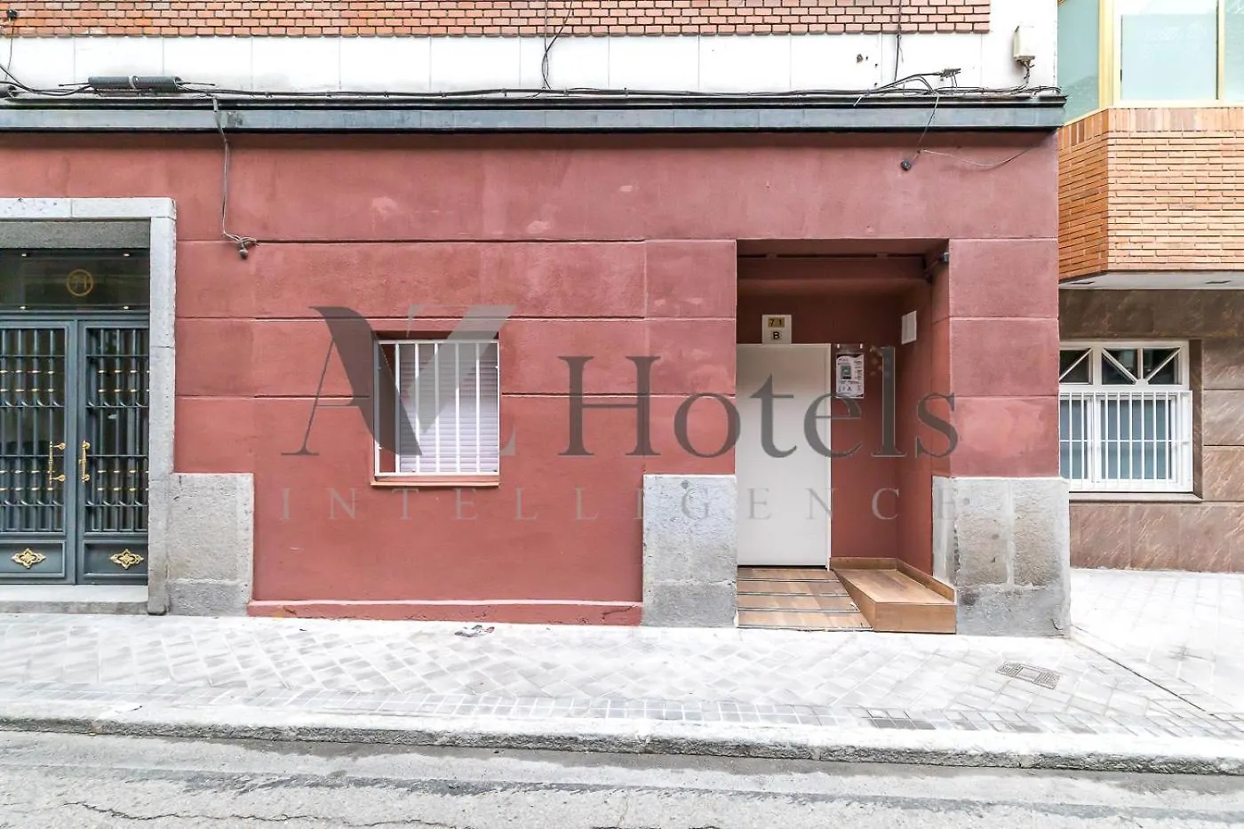 Hotel Ayz Luis Cabrera-Auto Check-In Property Madrid