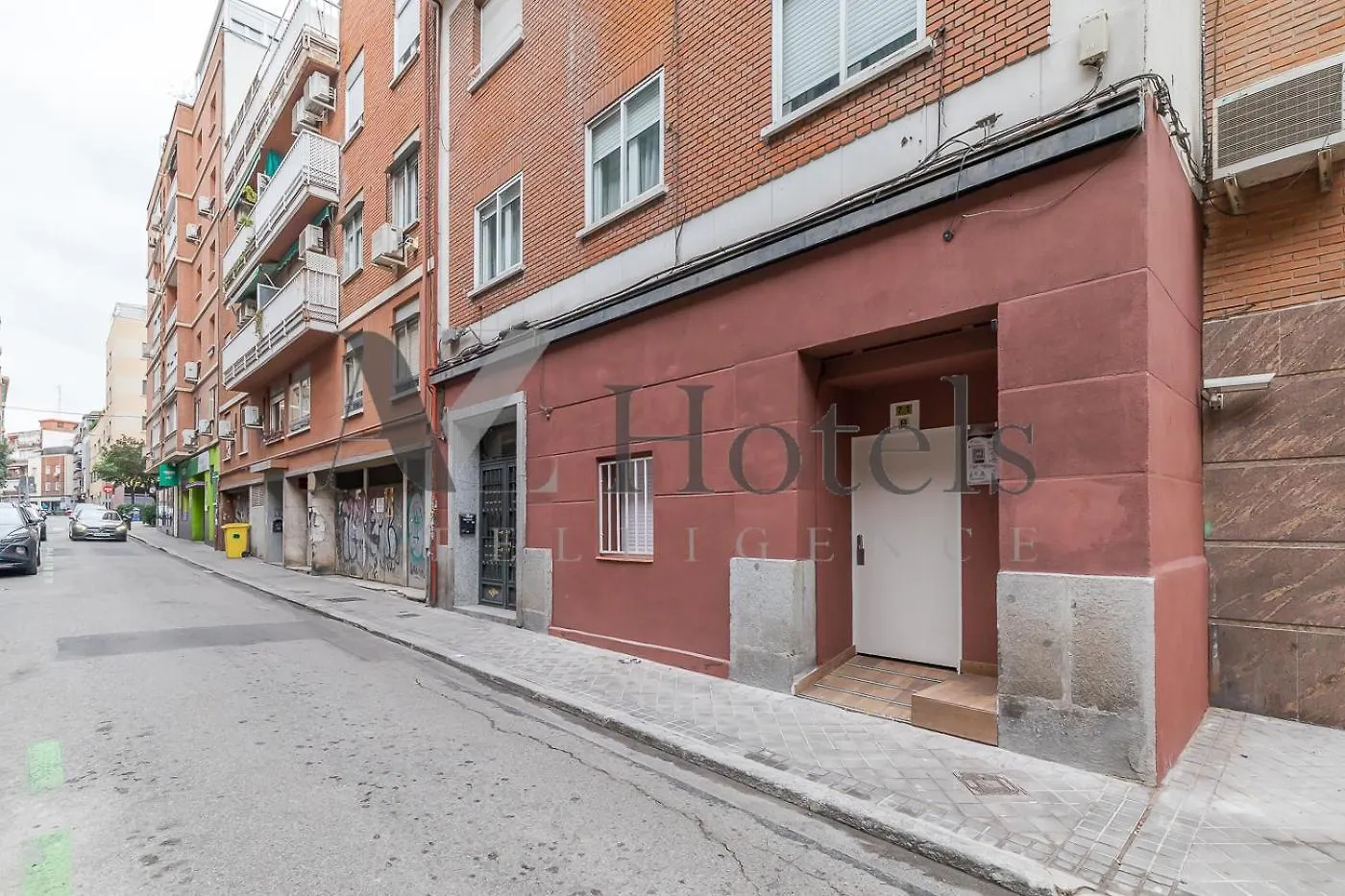 Ayz Luis Cabrera-Auto Check-In Property Madrid Spain